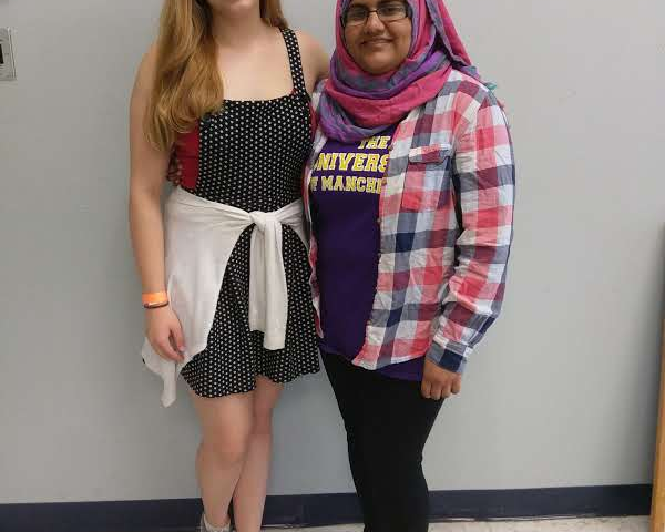 High Tech’s Erica De Lacerda and Laiba Khan Receive 2018 AATF Outstanding Senior in French Awards